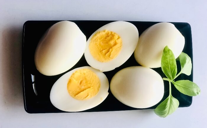 Mách nàng 7 cách trị mụn cám bằng trứng gà hiệu quả đơn giản