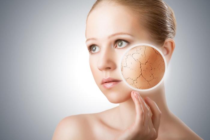 Top 8 Cách chăm sóc da mặt khô hàng ngày giúp da căng mịn đầy sức sống