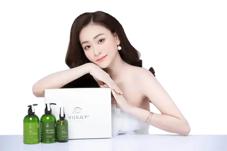 Vi Jully Cosmetic Với 1 Bộ Dầu Gội Hoàn Toàn Từ Thiên Nhiên Giúp Ngăn Ngừa Rụng Tóc.